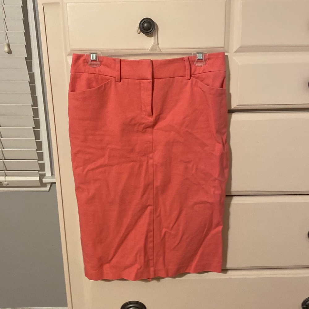 Peach pink pencil skirt!